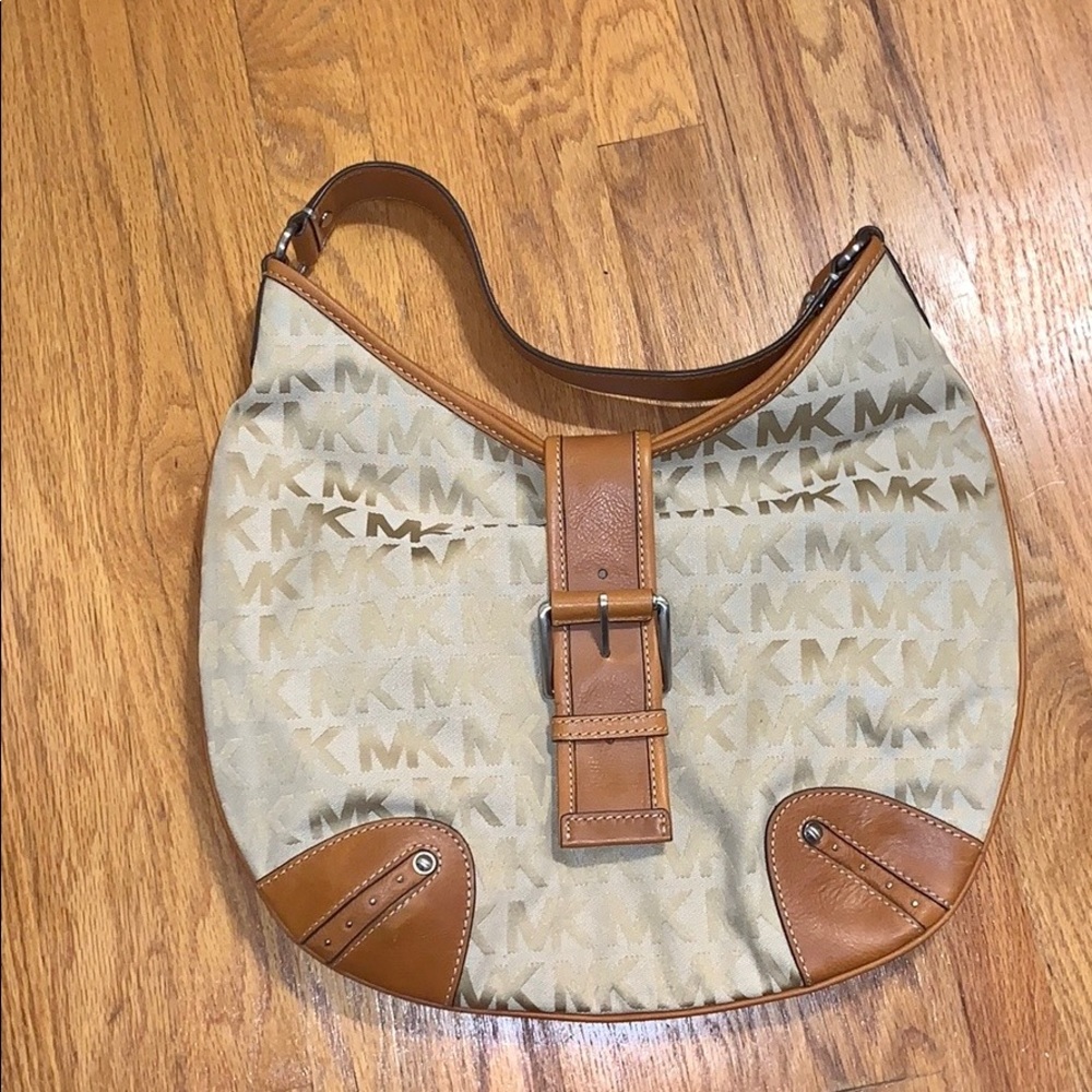 Michael Kors shoulder bag- gold signature jacquard